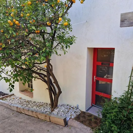 Quarto em Acomodações Particulares Deborah Independante *