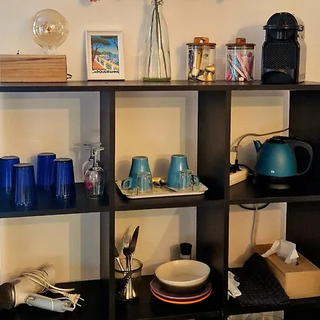 Deborah Independante Homestay szállás Le Pradet